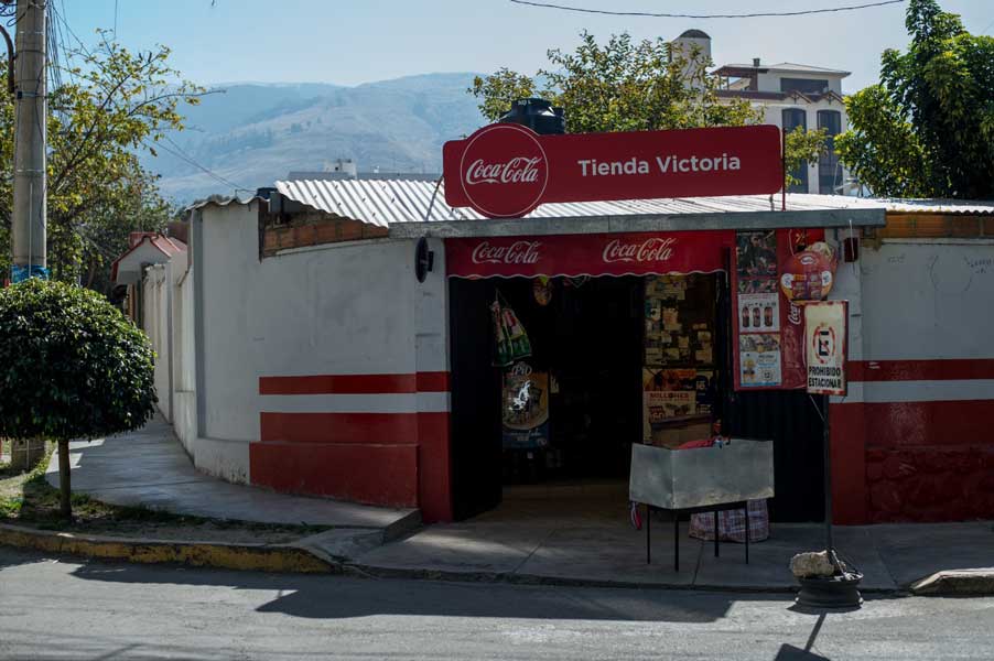 Coca-Cola lanza programa de reactivación económica de pequeños comercios