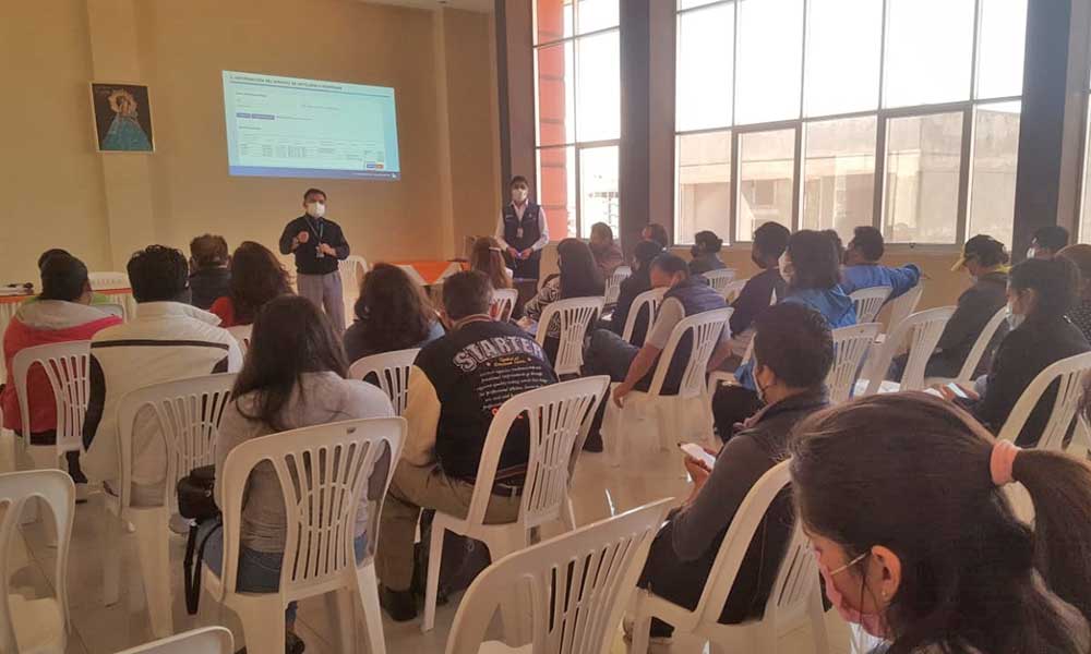 El SIN capacitó a 43 afiliados a la Cámara Hotelera de Cochabamba