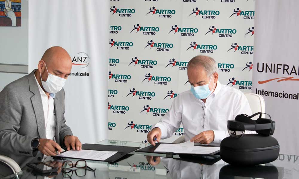 Unifranz y Artrocentro firmaron alianza para uso de tecnología 3D en el área de la Salud