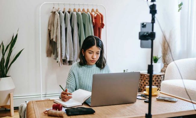 Los desafíos en empleos mediante plataformas digitales en América Latina Los desafíos en empleos mediante plataformas digitales en América Latina