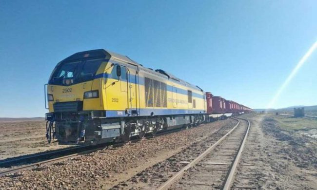 Ferroviaria Andina reactiva el tramo férreo Arica – Viacha tras 15 años de operaciones paralizadas