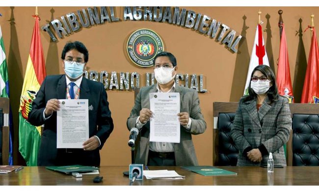 ADSIB y el Tribunal Agroambiental firman Convenio para implementar el uso de la Firma Digital ADSIB y el Tribunal Agroambiental firman Convenio para implementar el uso de la Firma Digital