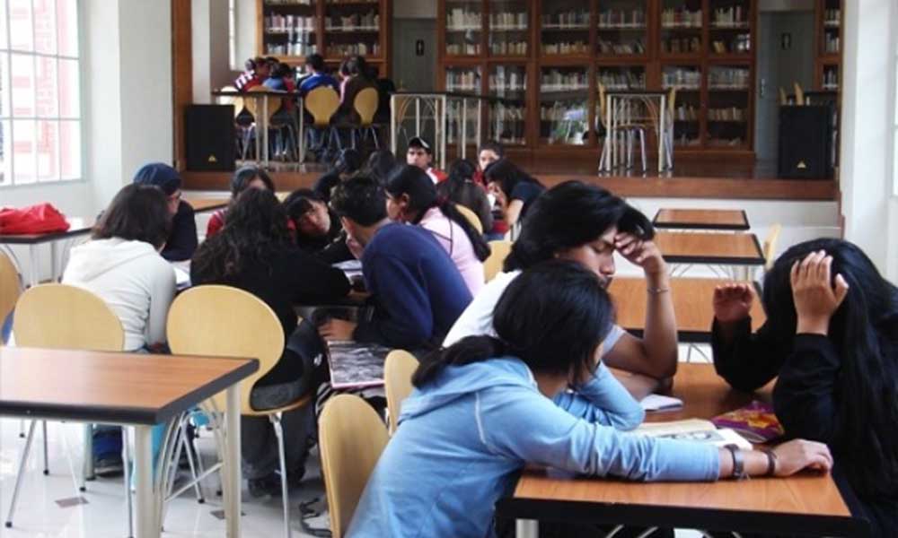 Fundación Patiño mantiene bibliotecas y realiza cambios en centros de documentación