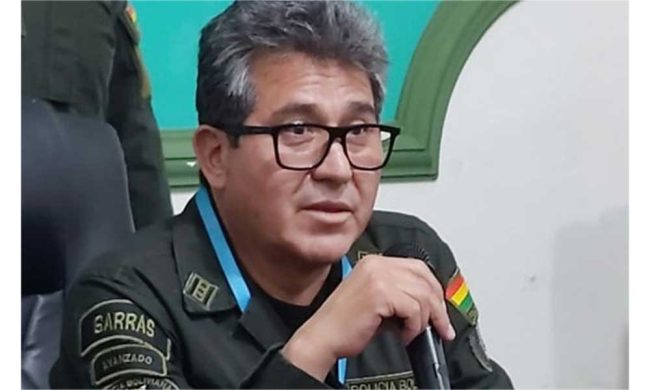 Fiscalía indagaría a familiares de Dávila por sospechas de que puso bienes y dinero a su nombre Fiscalía indagaría a familiares de Dávila por sospechas de que puso bienes y dinero a su nombre