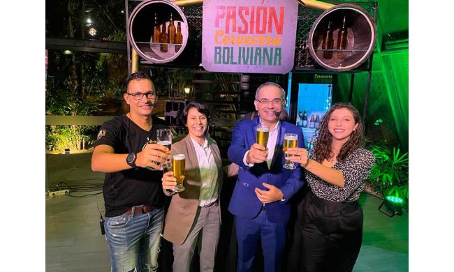 Expertos y líderes de opinión reivindican la importancia de la cerveza Boliviana para el país Expertos y líderes de opinión reivindican la importancia de la cerveza Boliviana para el país