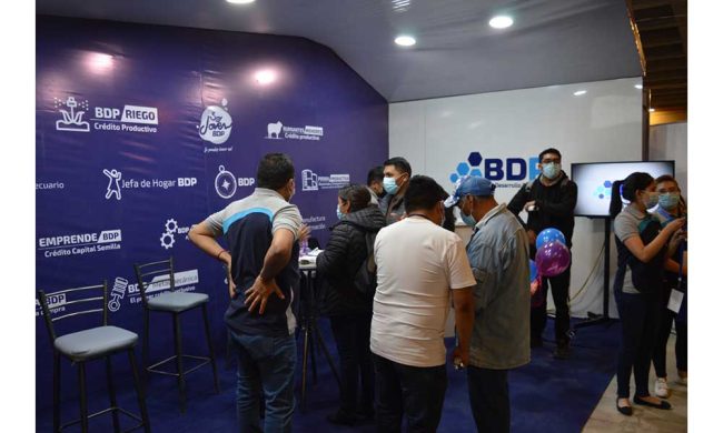 El BDP participa de la Feria de Servicios Financieros en Cochabamba