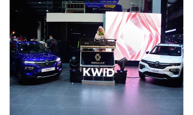 New Renault Kwid 2023, el SUV de los compactos que se roba las miradas en Expocruz New Renault Kwid 2023, el SUV de los compactos que se roba las miradas en Expocruz