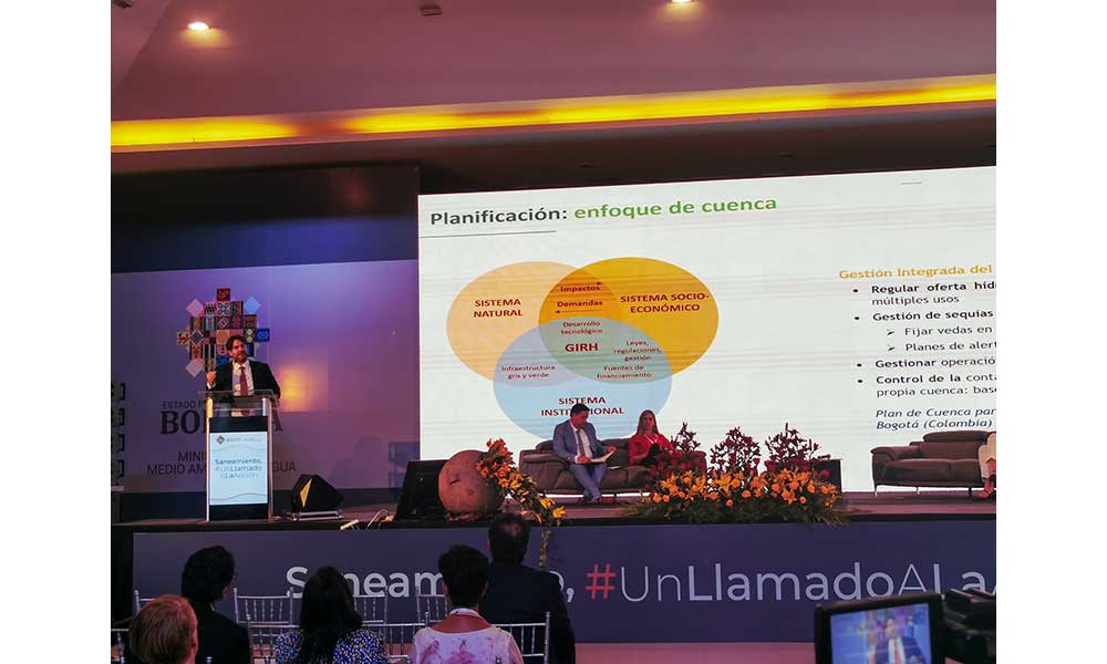 CAF presenta importantes ponencias sobre tratamiento de Agua y Saneamiento en Latinosan 2022 en Bolivia