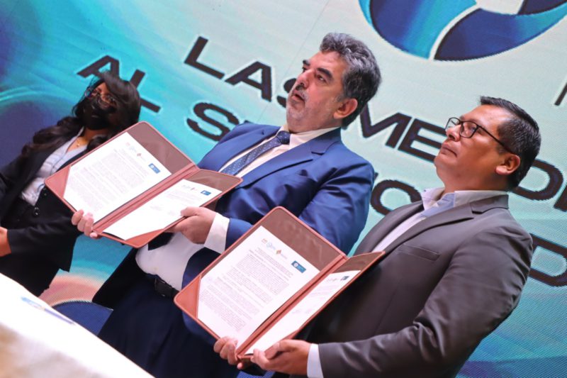 Empresa rusa garantiza uso prudente de la riqueza natural de Bolivia tras firma de acuerdo para industrializar el litio