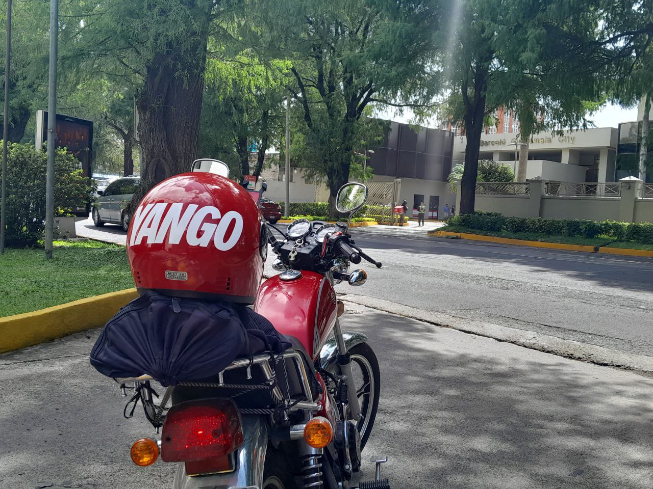 Yango lanza tarifa de moto en Santa Cruz