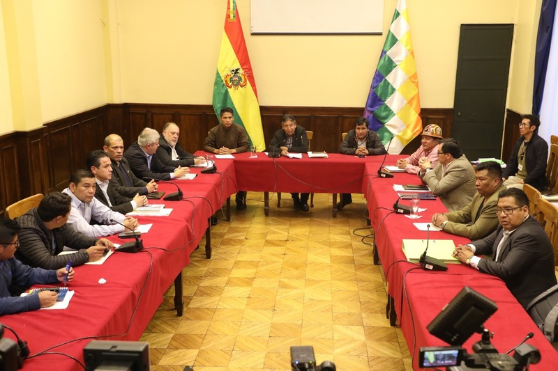 Choquehuanca viabiliza acuerdo político para trabajar en ley de elecciones judiciales con celeridad   