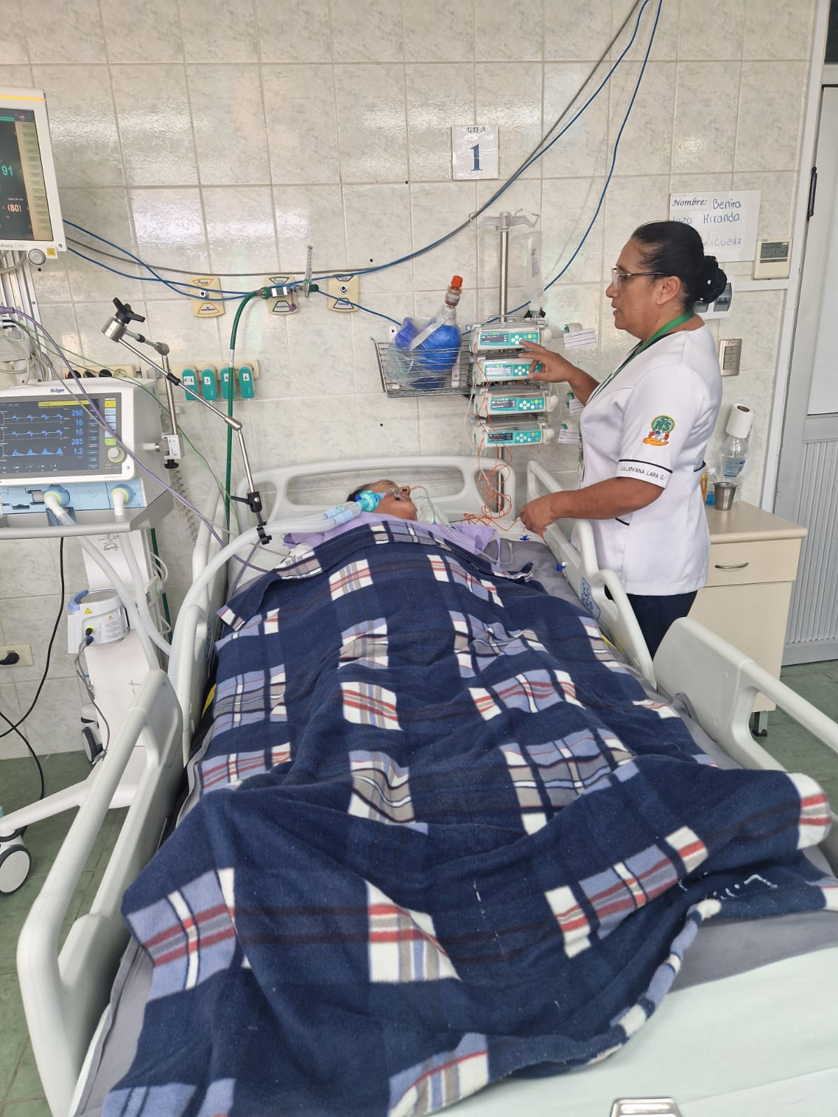 Tres enfermeras y madres: “Nuestra misión es restaurar la salud de las familias en el menor tiempo posible”