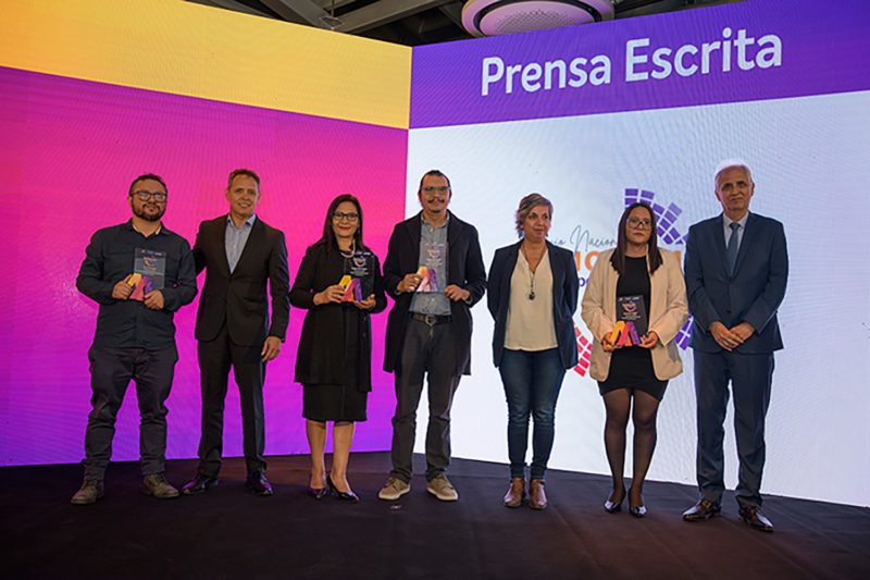12 trabajos periodísticos son galardonados por aportar a la construcción de una sociedad más igualitaria e inclusiva en Bolivia 12 trabajos periodísticos son galardonados por aportar a la construcción de una sociedad más igualitaria e inclusiva en Bolivia