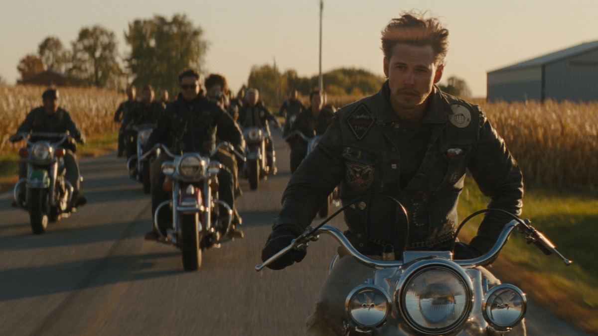 Tom Hardy y Austin Butler se convierten en temibles motociclistas en “El Club de los Vándalos”   