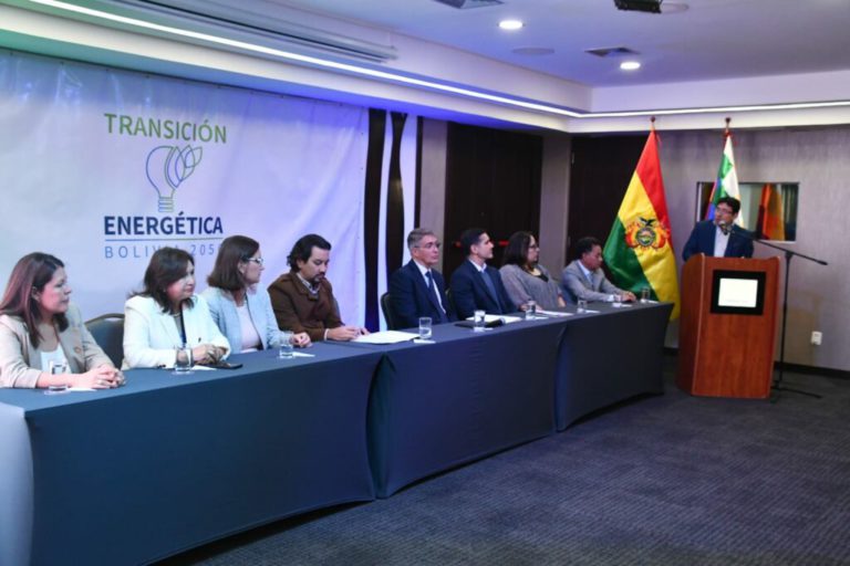 Santa Cruz será sede de un foro para contribuir a la transición a una nueva matriz energética sostenible Santa Cruz será sede de un foro para contribuir a la transición a una nueva matriz energética sostenible