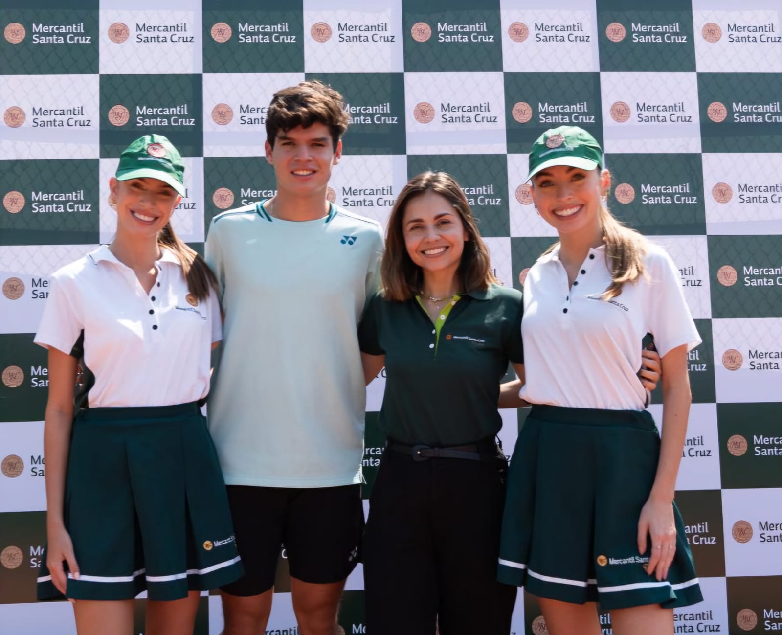 Banco Mercantil Santa Cruz apoyando el deporte cómo pilar fundamental; presentó al joven tenista Juan Carlos Prado como su nuevo embajador de marca