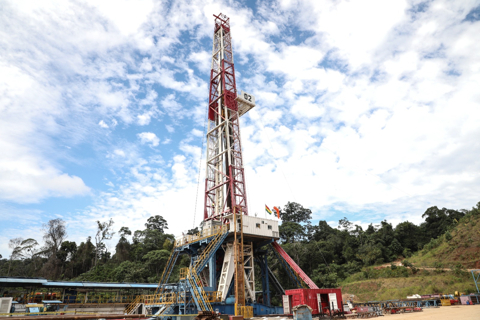 Instruyen a YPFB esfuerzos necesarios para acortar tiempos y empezar producción de hidrocarburos en Mayaya X1