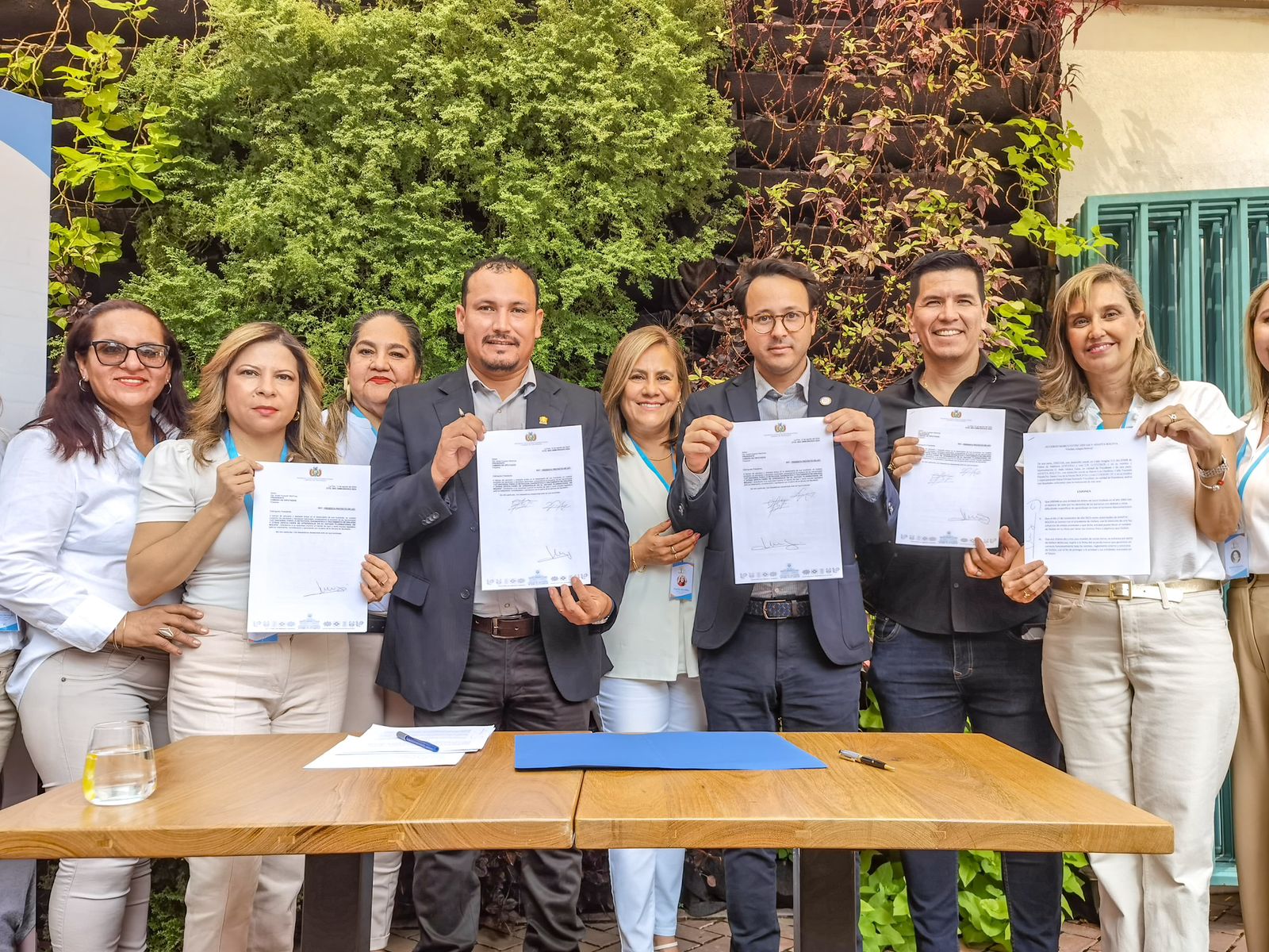 Disfam y Adapta Sellan Alianza Estratégica para Fomentar una Educación Inclusiva y Equitativa