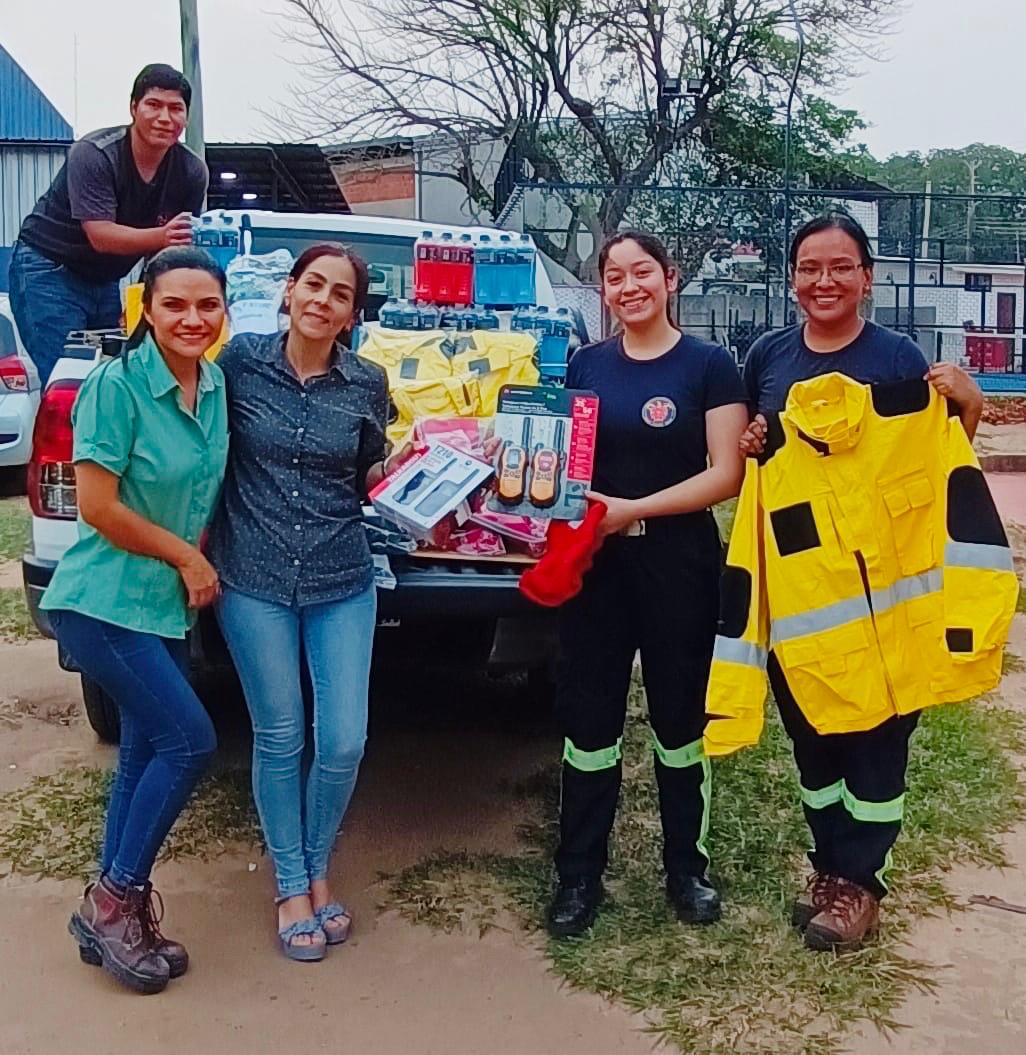 La familia Soboce brinda ayuda a comunidades afectadas por los incendios, bomberos voluntarios y diferentes agrupaciones   