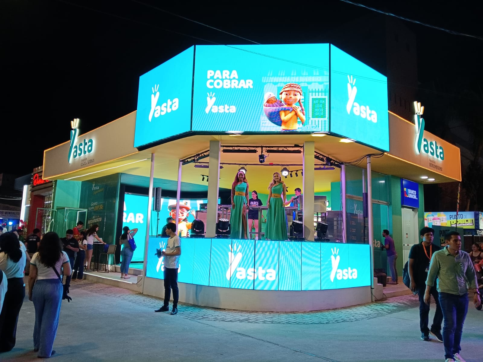 “Yasta Experience” Revoluciona la Expocruz 2024: Un viaje sensorial de fusión con sabores cruceños e impulso al emprendimiento local