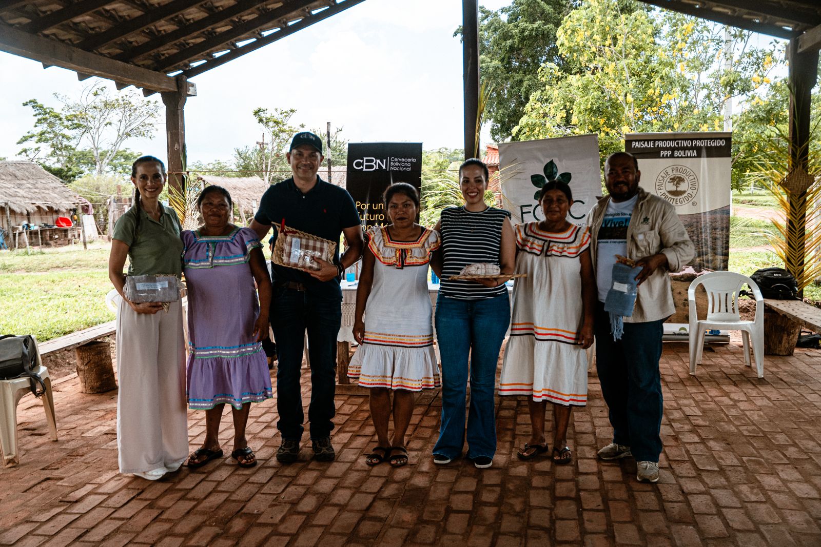 Con la firme decisión de salir adelante, la comunidad Santa Rita  da el primer paso para restaurar sus suelos   