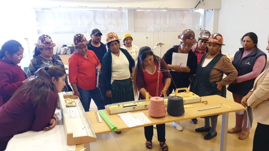 CAF recibe reconocimiento como “Industria con Impacto”  gracias a su proyecto a favor de las mujeres mineras   