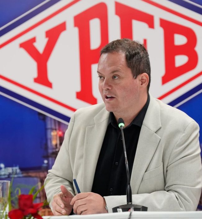 YPFB distribuyó más de un millón de litros de biodiésel al sector productivo YPFB distribuyó más de un millón de litros de biodiésel al sector productivo
