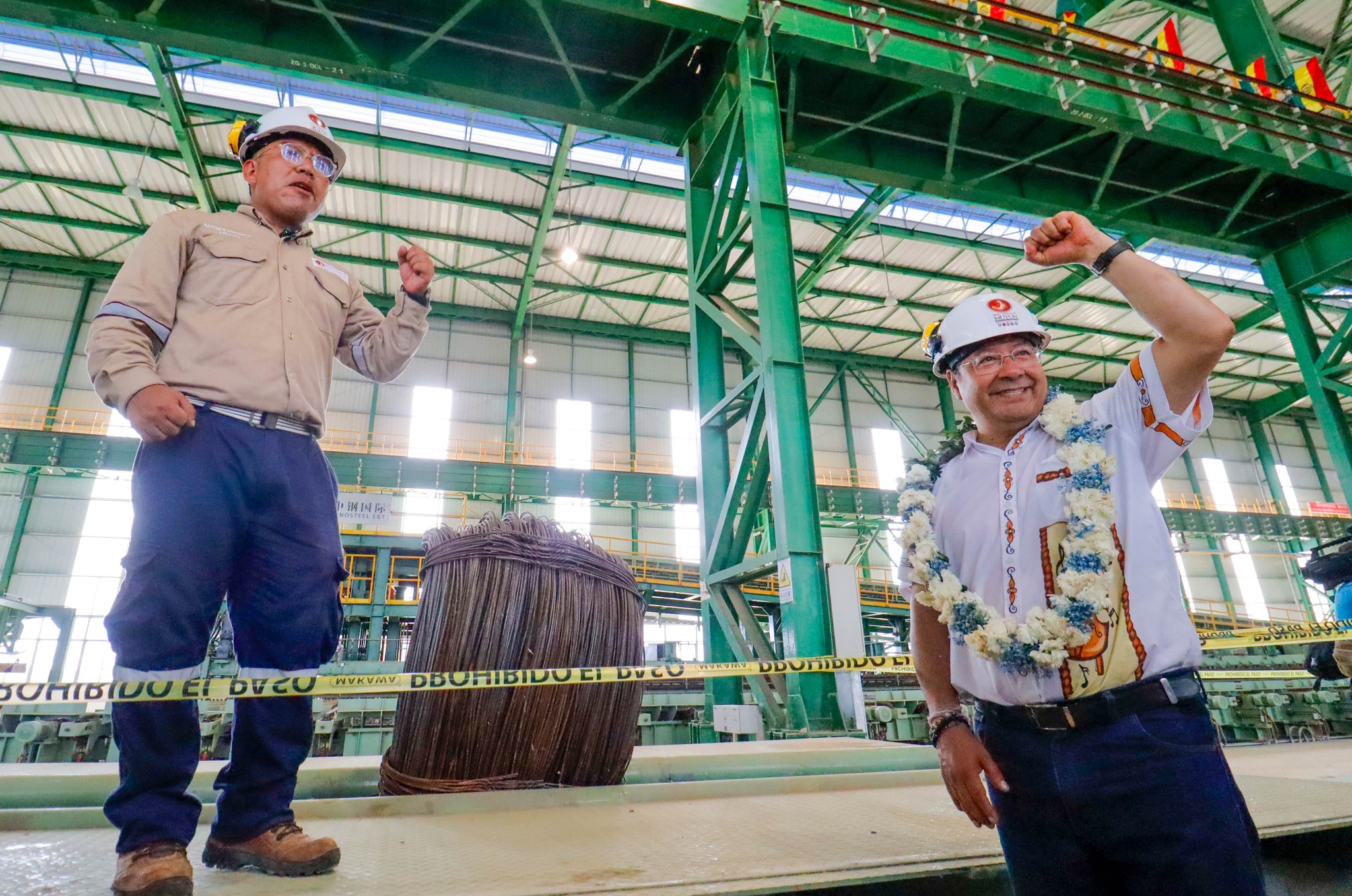 Industria del Mutún inicia operaciones y Arce recibe primeras barras de hierro y de alambrón