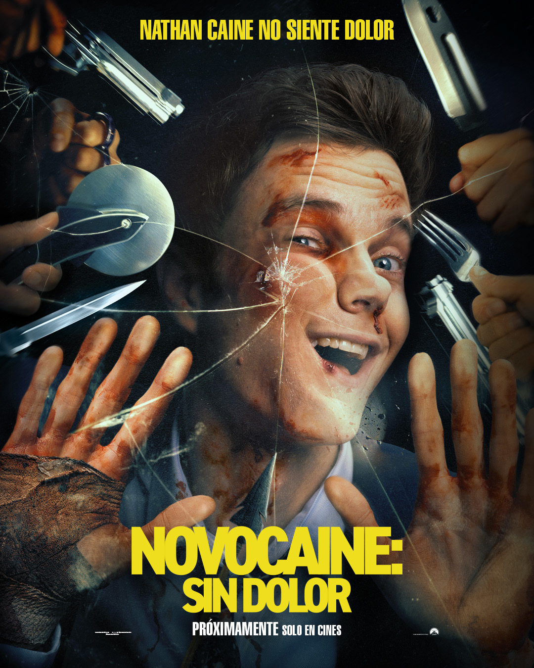 Nathan Caine no siente dolor físico en “Novocaine: Sin dolor”, la comedia de acción que ya está en todos los cines