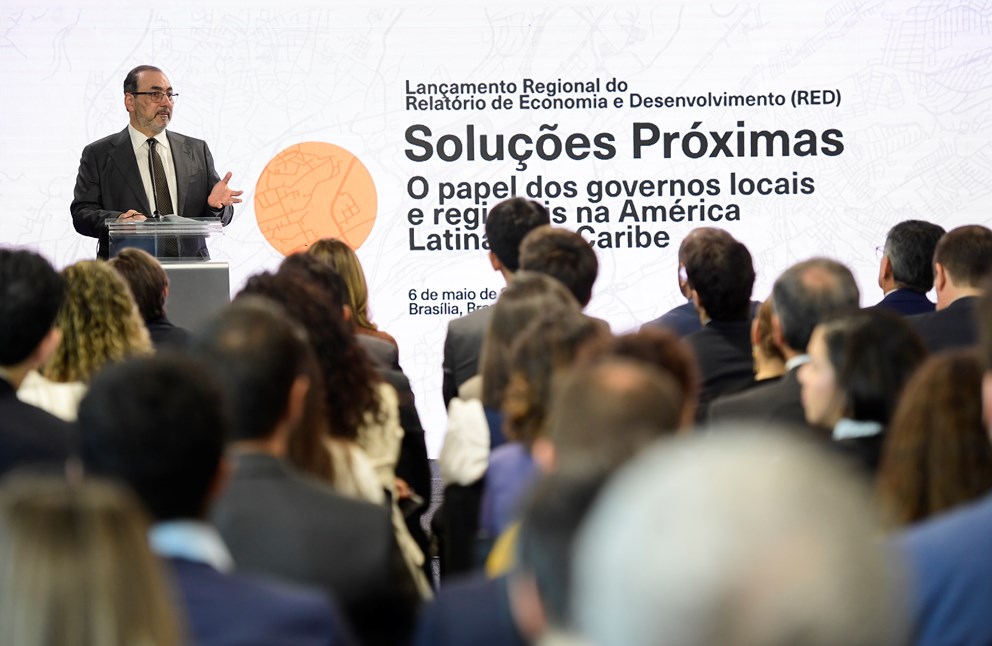 El poder de lo local: cómo los gobiernos locales pueden cerrar las brechas de desarrollo en América Latina y el Caribe   