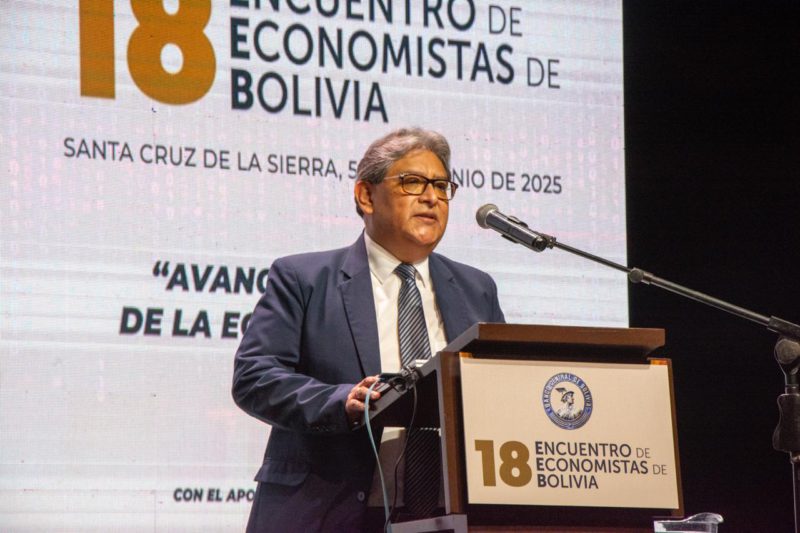 El BCB reúne a diez expertos internacionales en economía digital en el 18° Encuentro de Economistas de Bolivia El BCB reúne a diez expertos internacionales en economía digital en el 18° Encuentro de Economistas de Bolivia