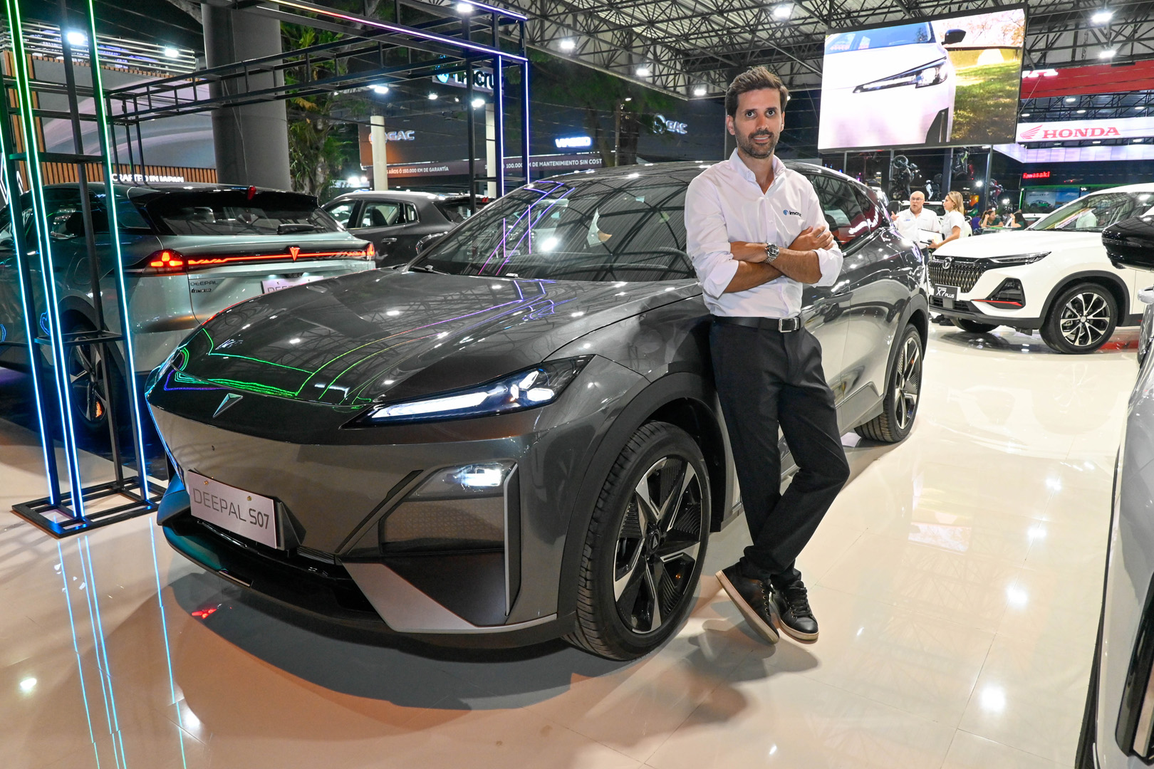 Changan y Deepal revolucionan la movilidad sobre cuatro ruedas en Expocruz 2025 Changan y Deepal revolucionan la movilidad sobre cuatro ruedas en Expocruz 2025