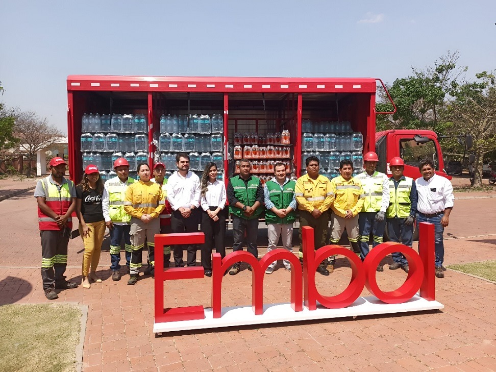 Embol entrega equipos y cerca de 8.000 litros de agua y bebidas hidratantes para luchar contra incendios Embol entrega equipos y cerca de 8.000 litros de agua y bebidas hidratantes para luchar contra incendios