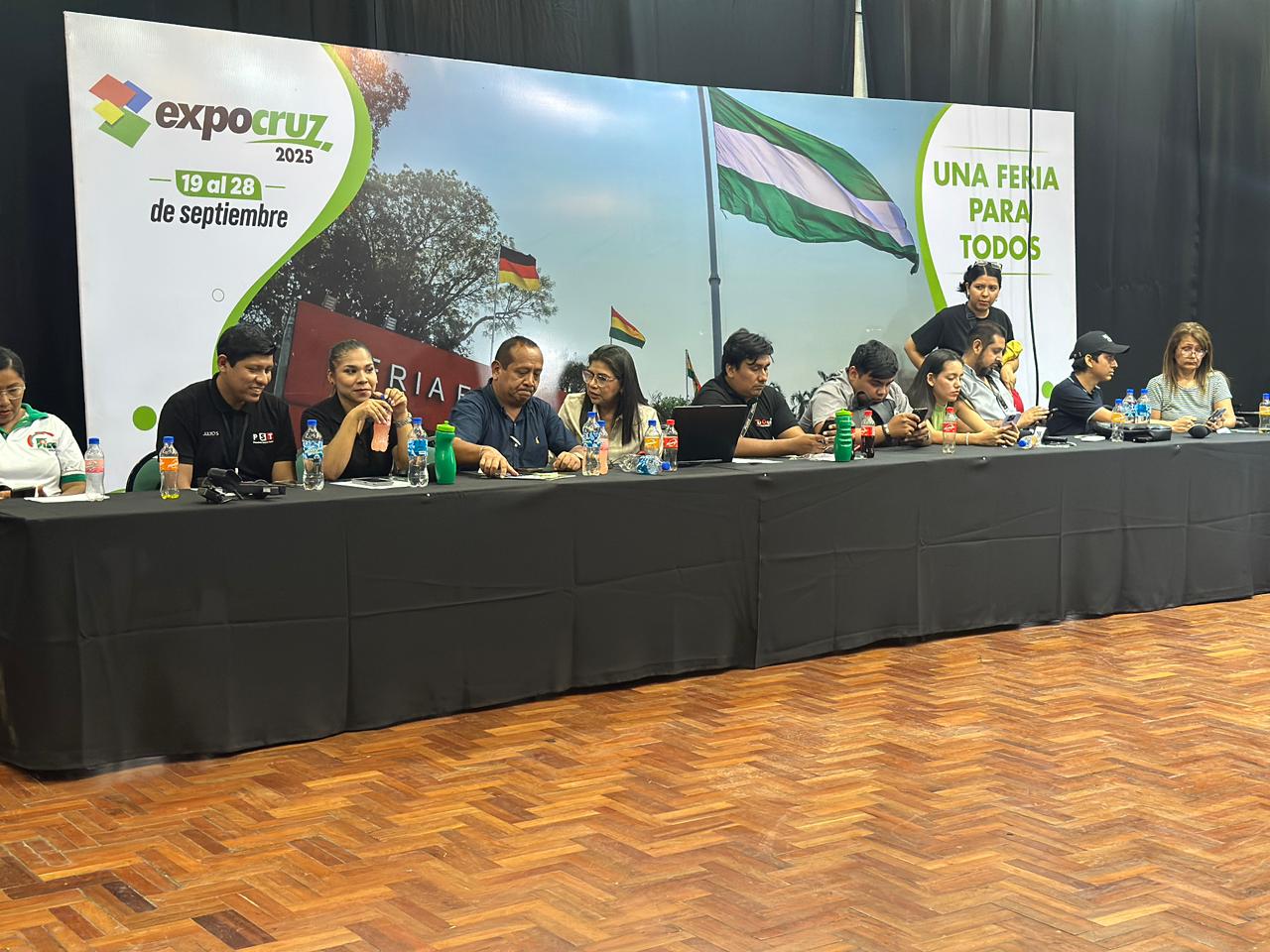 Banco Ganadero inaugura la Sala de Prensa en Expocruz 2025 para fortalecer al periodismo boliviano