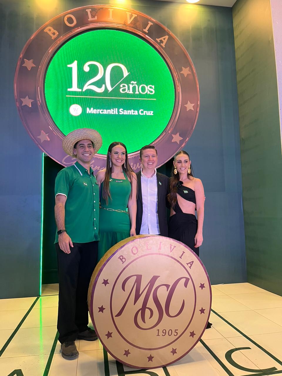 BMSC celebra el aniversario de Santa Cruz en la Expocruz con una tertulia camba e invitados especiales BMSC celebra el aniversario de Santa Cruz en la Expocruz con una tertulia camba e invitados especiales