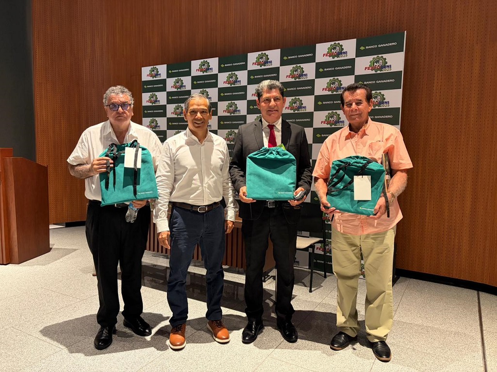 Banco Ganadero y FEXPO Beni firman un convenio para impulsar el desarrollo productivo y ganadero del Beni