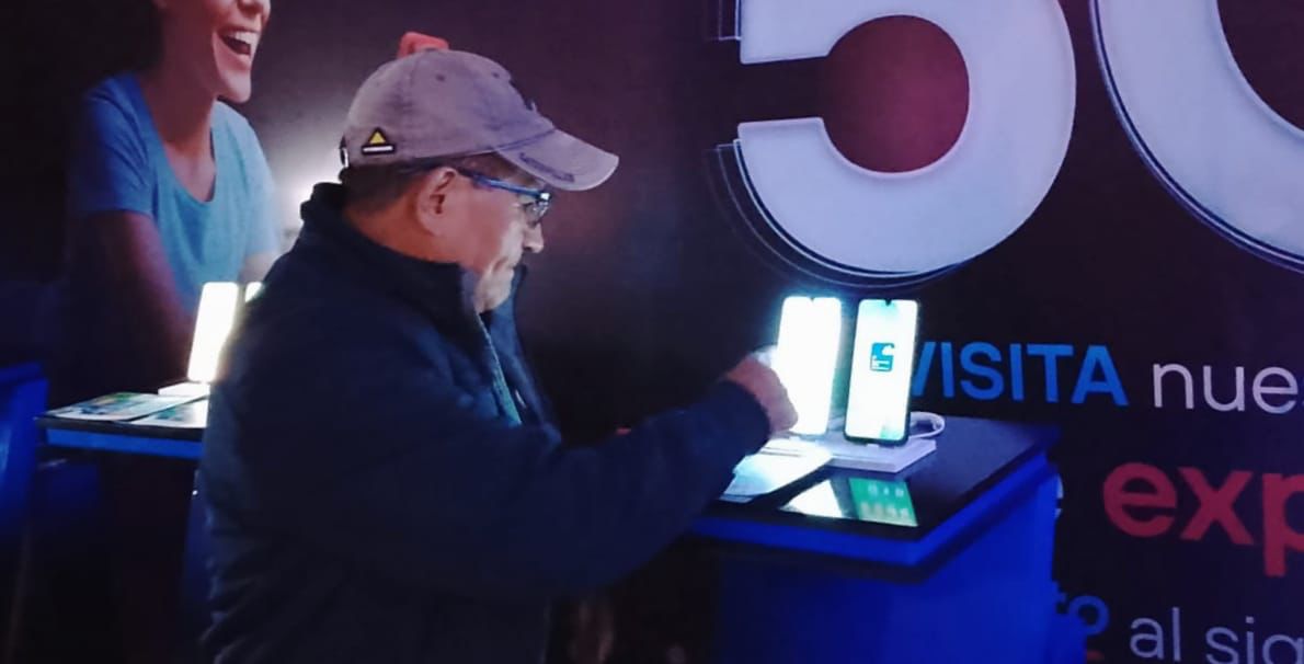 Samsung sorprende en la Expoteco 2025 con combos especiales y experiencias Galaxy AI
