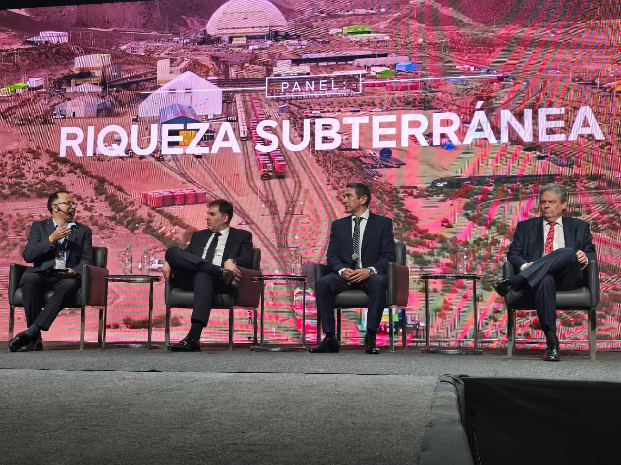 Minera San Cristóbal plantea fortalecer la logística y transferir estándares de clase mundial a cooperativas   