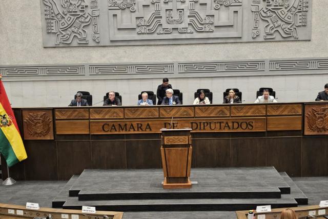 Diputados no eligen su directiva y declaran cuarto intermedio hasta el jueves