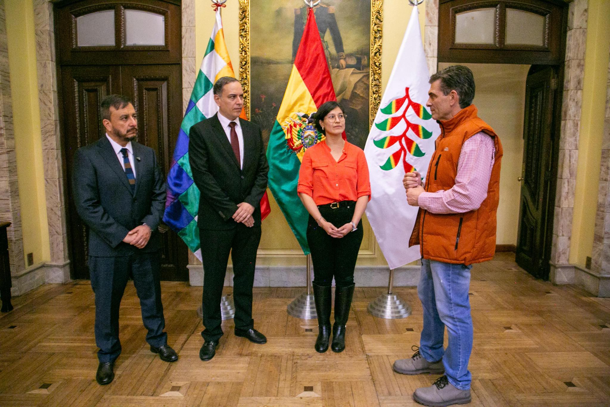 Paz nombra presidente de YPFB a Yussef Akly Flores y a Margot Ayala como directora de la ANH   