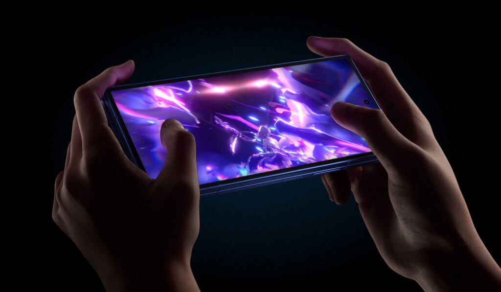 Plegado o desplegado, el Galaxy Z Fold7 lleva la experiencia de juego a otro nivel   