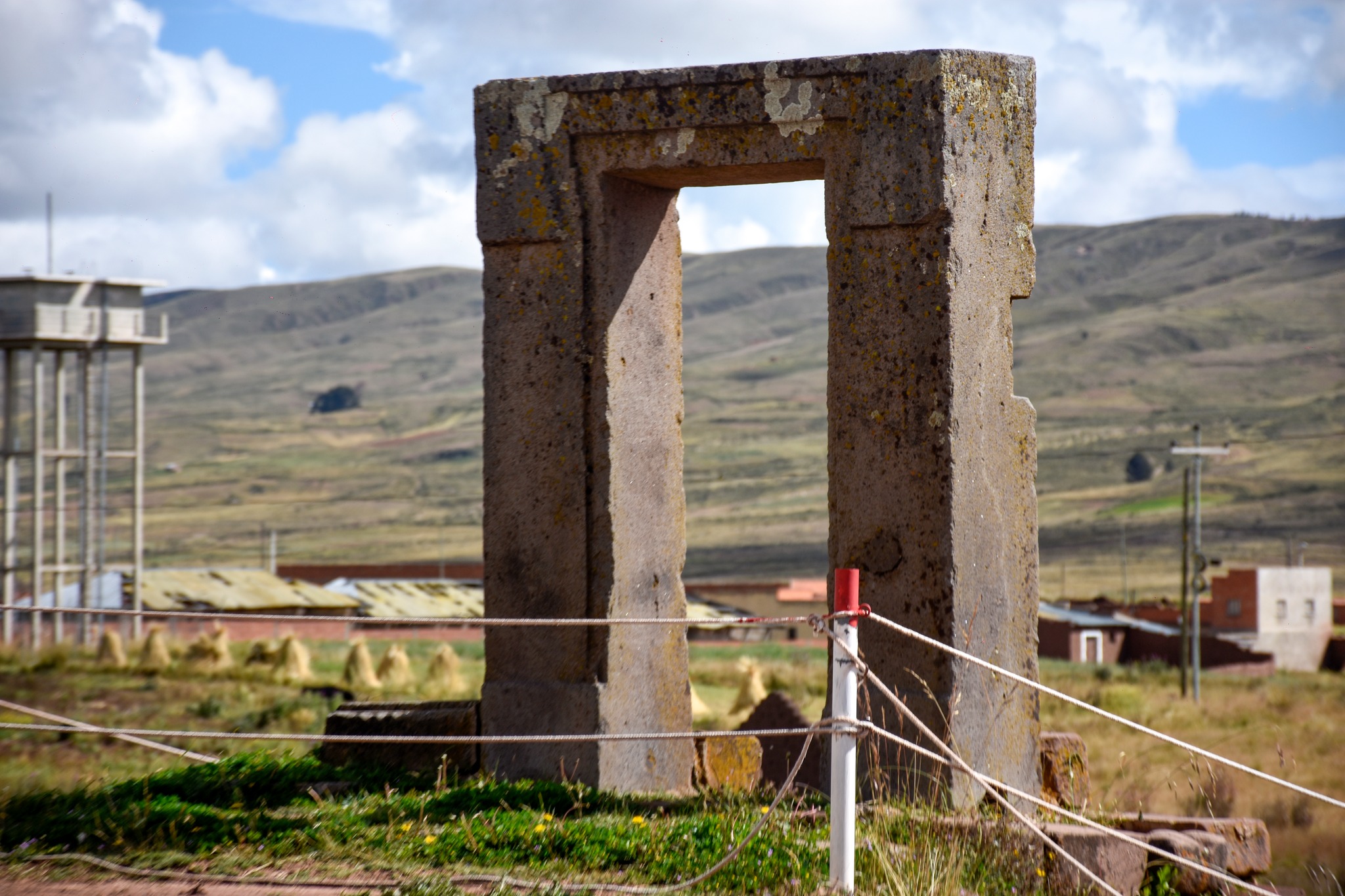 Puerta de la Luna: El misterio tallado en piedra de la Cultura Tiwanaku