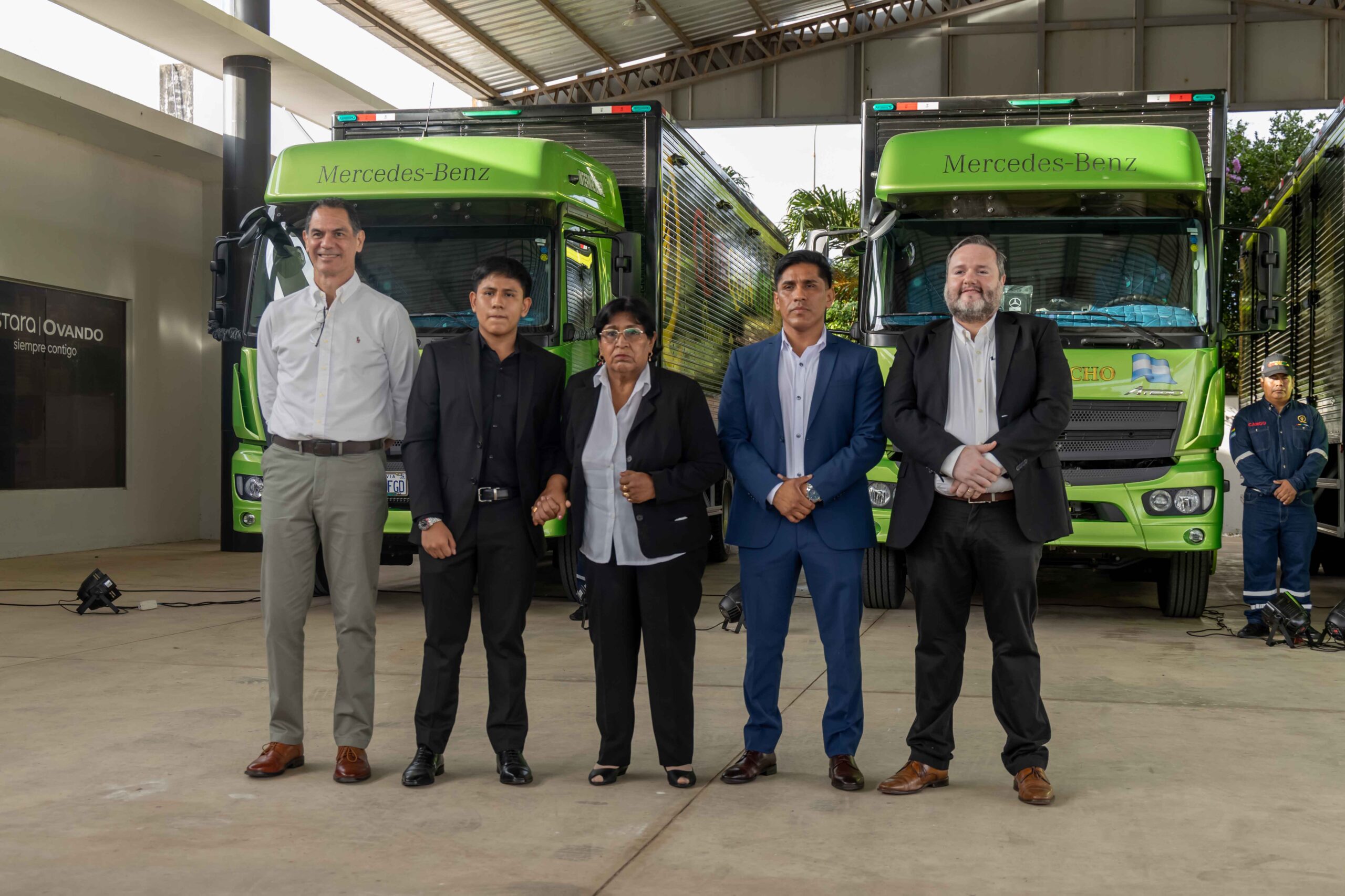 El Grupo Empresarial Quirquincho fortalece su flota automotriz con la potencia y tecnología de los Mercedes-Benz Atego 2429