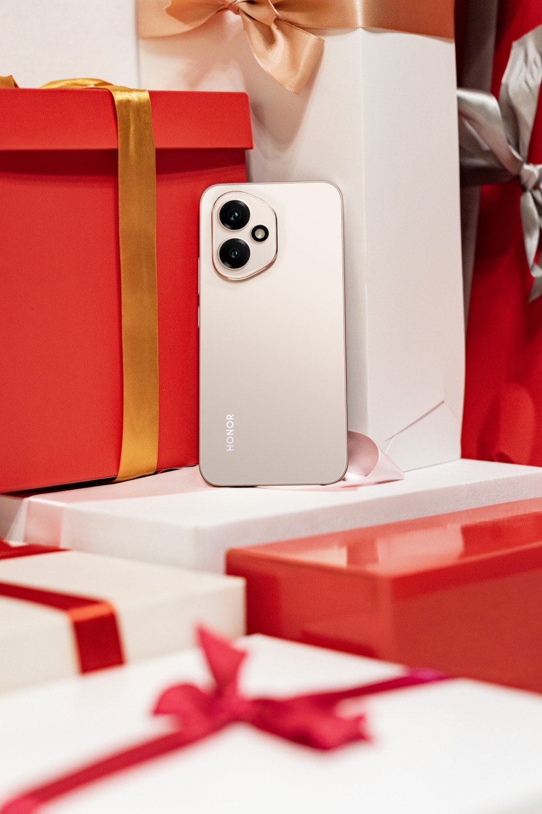 Cómo la inteligencia artificial de HONOR ayuda a salvar las fotos familiares de Navidad