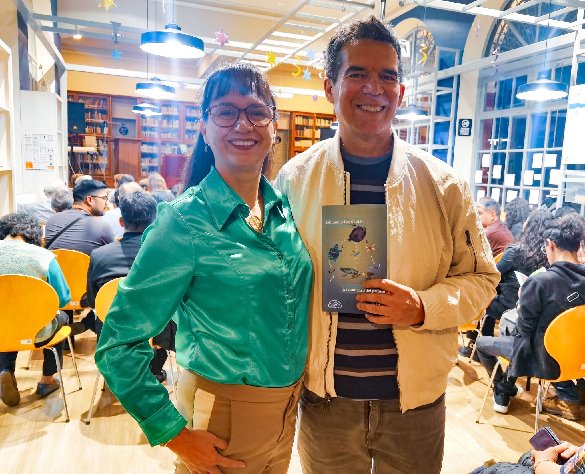 Edmundo Paz Soldán presenta en Cochabamba El comienzo del paraíso, un libro de cuentos que replantea la relación entre humanidad y naturaleza