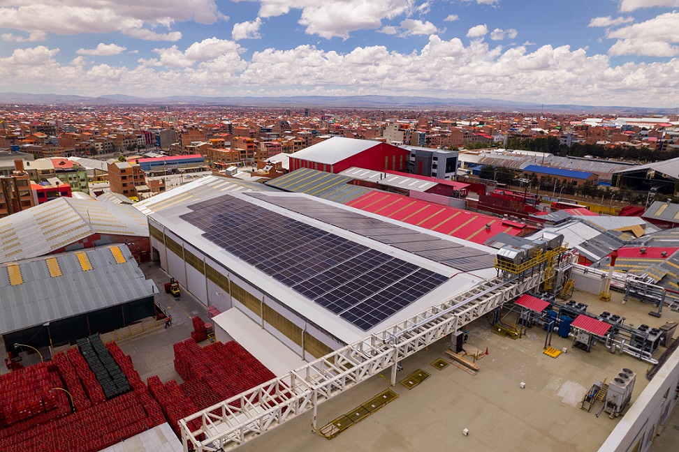 Embol inaugura sistema de energía solar en su planta de El Alto y continúa fortaleciendo su estrategia de sostenibilidad