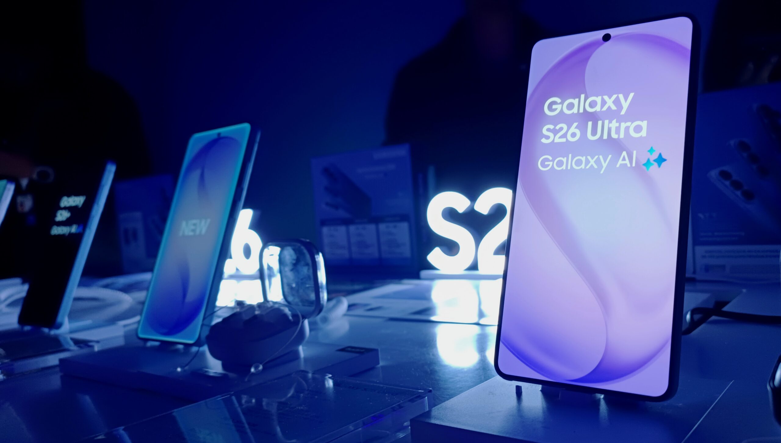 Samsung presenta el Galaxy S26 con la primera pantalla de privacidad del mercado y convoca a los “Hinchas Incondicionales”