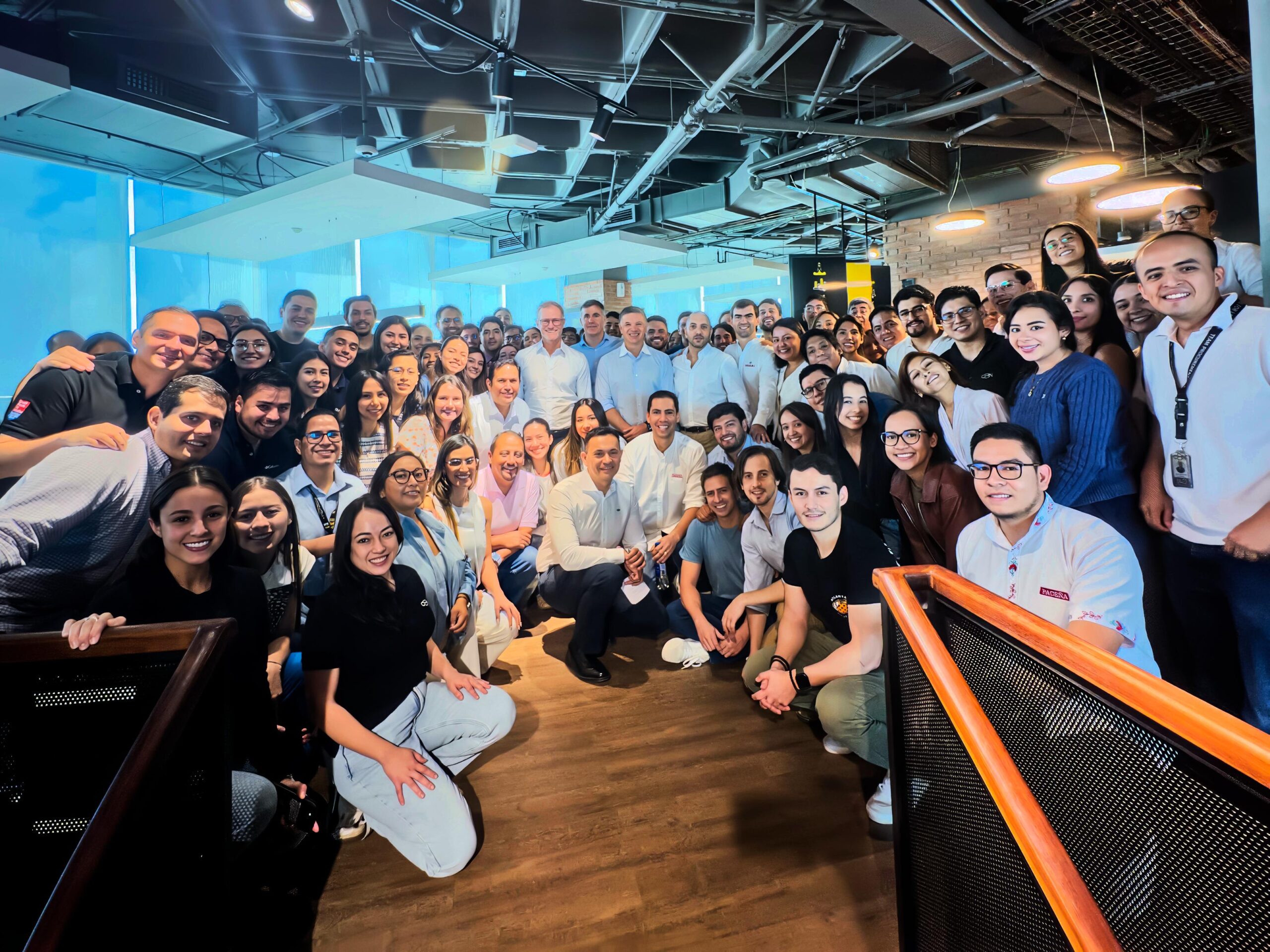 140 años de CBN: Los líderes globales de AB InBev y Ambev ratifican su apuesta por Bolivia   