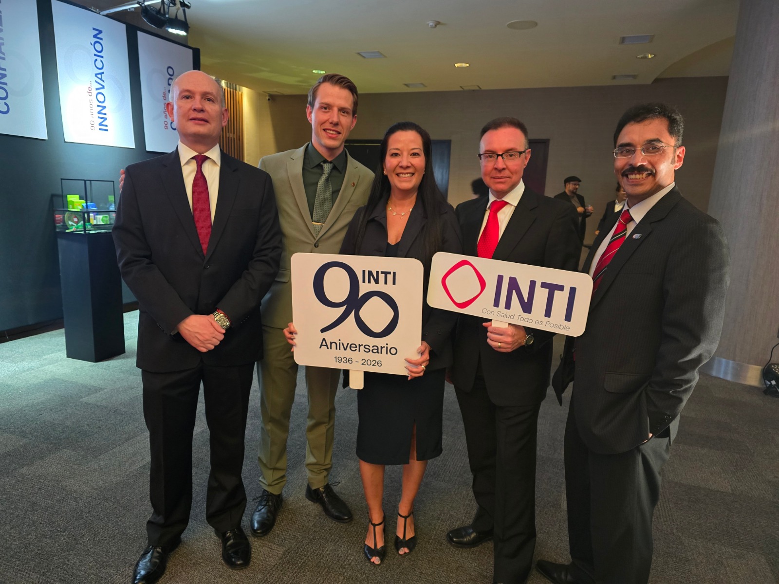 INTI celebró sus 90 años con un cóctel de gala y presentó su nueva imagen