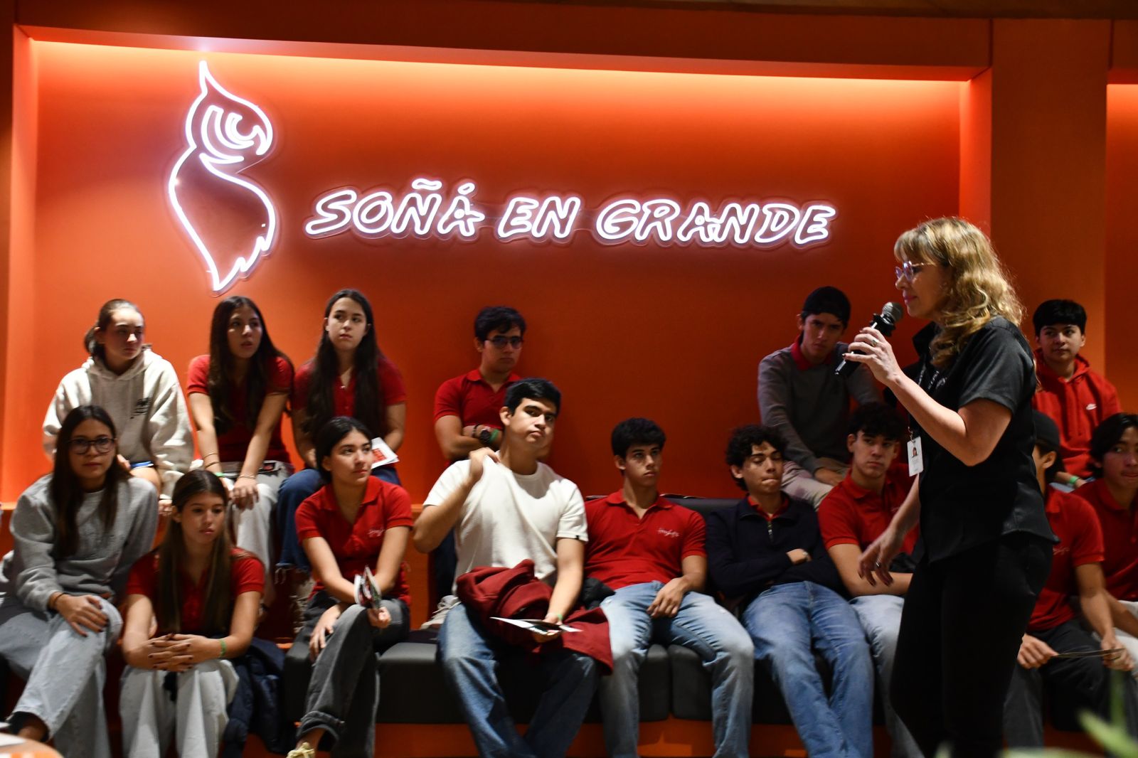 Más de 3.800 futuros bachilleres participan en la Promo UPSA para elegir su futuro universitario